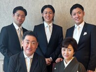 三田寛子、“甥っ子の結婚式”でイケメン息子らの家族ショット公開「全員、美男美女」「立派になられて」