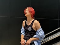 「リアルシャンクス」コムドット・やまと、赤髪×ポンパの新ヘア姿にファン発狂！ 「さすがにほれた」