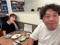 「たまに2人でご飯」エハラマサヒロ、美人妻との夫婦ショットを公開！ 「まったり楽しそう」