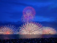 花火の芸術性が高いと思う「関東の花火大会」ランキング！ 2位「鎌倉花火大会」を抑えた圧倒的1位は？