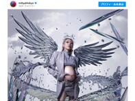 「なんて美しいの！」加藤ミリヤ、“子宮外妊娠”公表も“唯一無二のマタニティフォト”公開「涙が止まらない」