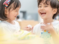 【専門家が解説】我が子が性的な動きを…それって「普通の好奇心」？ 「危険なサイン」？