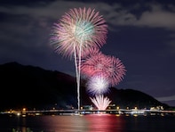 写真・動画映えすると思う「中部の花火大会」ランキング！ 「河口湖湖上祭」を抑えた、圧倒的1位は？