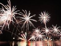 県外から行く価値がある「中国・四国の花火大会」ランキング！ 「松江水郷祭」を16票差で抑えた1位は？