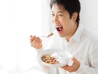 「脂肪を燃やしたいならカレーを食べろ！」京大教授が提唱する意外な理由とは？
