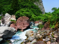 夏に行きたい「新潟県の穴場秘境」ランキング！ 2位「ヒスイ峡」を抑えた1位は？