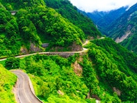 夏に行きたい「石川県の穴場秘境」ランキング！ ダントツ1位は「白山白川郷ホワイトロード」、では続く2位は？