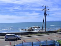 夏に行きたい「新潟県の絶景ドライブスポット」ランキング！ 「笹川流れ」沿いルートを抑えた1位は？