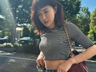 「変わらず美しい」長谷川京子、鍛えられた美腹筋際立つおなか丸出しコーデ公開「最近写真が恥ずかしい」