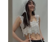 「生へそ超ヤバい」新木優子、美ウエスト＆圧巻スタイル際立つモデルショット「これはあかん可愛すぎるやろ」