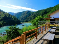 好き＆行ってみたい「高知県の道の駅」ランキング！ 2位「四万十とおわ」、僅差の1位は？【2025年調査】