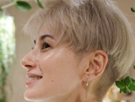 「梅宮アンナさんかと」ホラン千秋、最新ヘアスタイルに反響！ 「このイケメンはどなたですか？」