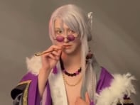 「え、これ俊くん⁉」人気アイドル、“初めてのガチコスプレ”姿に驚きの声！ 「これは才能ありすぎ」