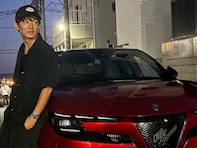 「買ったん!?」大倉士門、イタリア高級車とのツーショット公開「すげー」「ナンバー隠したほうがよき」