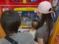 「国をあげて守るファミリー」人気女性YouTuber、“ママの私”な育児の様子を公開！「えっ女神と天使」