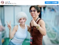 「泣ける」浜崎あゆみ、エイベックス松浦勝人会長との2ショットに「若返った？」「関係性が素敵すぎて」