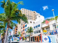 九州・沖縄エリアの住民が選ぶ「住みたい街」ランキング！ 3位「那覇市」、2位「東京23区」、1位は？