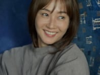 庄司智春、“後ろの席の人がタイプだったので”無許可でインスタ掲載。「美人すぎる」「OKみたいですね」