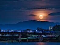 好き＆行ってみたい「京都府のお月見スポット」ランキング！ 2位「嵐山・渡月橋」、1位は？