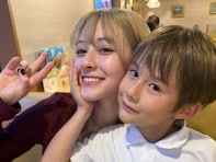 「そっくり」村重杏奈の美人妹、イケメン弟とのツーショットに「似てる」「仲良しですね」の声！