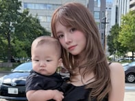 「両家で初めての北海道旅行」人気YouTuberのモデル妻、家族ショット公開「パパも弟くんもイケメン」