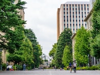 早慶上理の中で「最もネームバリューが高いと思う大学」ランキング！ 2位「早稲田大学」を抑えた1位は？ 【2025年調査】