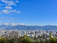 ナンバープレートでお金持ちだと思う長野県の地名ランキング！ 2位「長野」を抑えた1位は？【2025年調査】