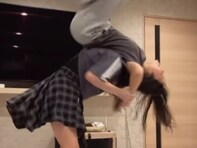 「痩せた？足キレイ！」吉田沙保里、めいっ子？ を軽々投げる姿に反響「どんどん綺麗になっていくね」