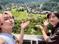 佐久間大介が阿部亮平に土下座!? 『旅スノ』オフショットに「彼女目線がみれるのホンmoney最高」の声