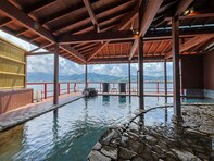 【楽天トラベル売れ筋1位】「はわい温泉 望湖楼」は湖上に浮かぶ絶景露天風呂の宿【10月24日】