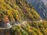 秋に行きたいと思う「石川県の絶景スポット」ランキング！ 2位「白山白川郷ホワイトロード」、1位は？