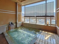 【楽天トラベル売れ筋1位】「石和温泉　ホテルふじ」は多彩な湯処がそろう温泉リゾート【10月30日】