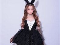 「一瞬AIかと思ったけどほんとのやつなの？！」1児の母モデル、美脚ショットに反響「努力すごい」