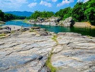 一生に一度は行きたいと思う「埼玉県の絶景スポット」ランキング！ 2位「羊山公園」「長瀞岩畳」を抑えた1位は？【2025年調査】