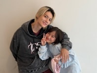 「娘に会えた」人気アイドル、密着“親子”ショットに大反響！ 「めろすぎます」「エモい…」の声