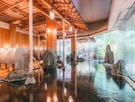 【楽天トラベル売れ筋1位】「玉造温泉　～曲水の庭～　ホテル玉泉」は美しい日本庭園と2本の自家源泉が魅力【11月10日】