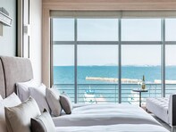 【楽天トラベル売れ筋1位】「琵琶湖ホテル」は全室レイクビューで開放感に溢れた客室が魅力【11月12日】