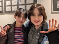 「バグすぎる」人気アーティスト、齋藤飛鳥との“衝撃”ツーショットに反響「えぇーご指名ってすごい」