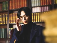 知的な印象がある「名字」ランキング！ 2位「宇治原」を抑えた1位は？ 【2025年調査】