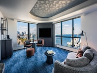 【楽天トラベルセール】「ザ・ゲートホテル横浜　ｂｙ　ＨＵＬＩＣ」が今だけ特別価格に！ アールデコ調インテリアで優雅な滞在【11月21日】