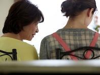 周囲から「実家に甘えすぎ」と言われ……。38歳女性、貯金200万円、実家で夫＆親と同居する事情とは