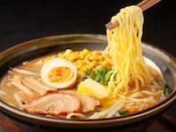 旅先で食べたい「北海道のご当地グルメ」ランキング！ 2位「札幌味噌ラーメン」、1位は？ 【2025年調査】