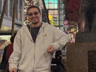 「ついに彼に会えた」藤井風、変装なしヤンキー風ファッションで渋谷に現る！ 念願の“彼”と2ショット