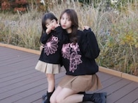 「脚長い」元アイドル、3歳娘との顔出し親子ショット公開「ママになってもスタイル良すぎてすごい、、！」