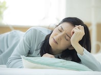 「一人暮らしが厳しい」41歳女性、派遣社員で年収350万円。親との実家暮らしで不満を吐露