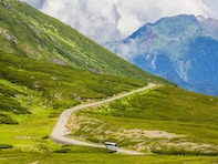 クリスマスに行きたい「岐阜県の絶景ドライブスポット」ランキング！2位「乗鞍スカイライン」を抑えた1位は？【2025年調査】