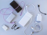 年末にチェックしておきたいリコール情報！ 火災事故発生のモバイルバッテリー。約5年前に販売の製品