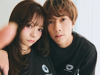 「こんな最強夫婦って最高」人気YouTuberのモデル妻、夫婦おそろショット公開「美男美女」「イケメンすぎる」