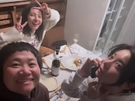 「通報してるのかと」近藤春菜、森カンナ＆ベッキーと“忘年会”ショット公開！ 「おでこがお美しい」