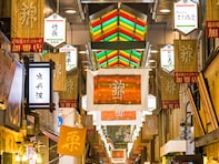【京都】外国人に人気の観光地ランキング！ 2位「錦市場」、1位は？
